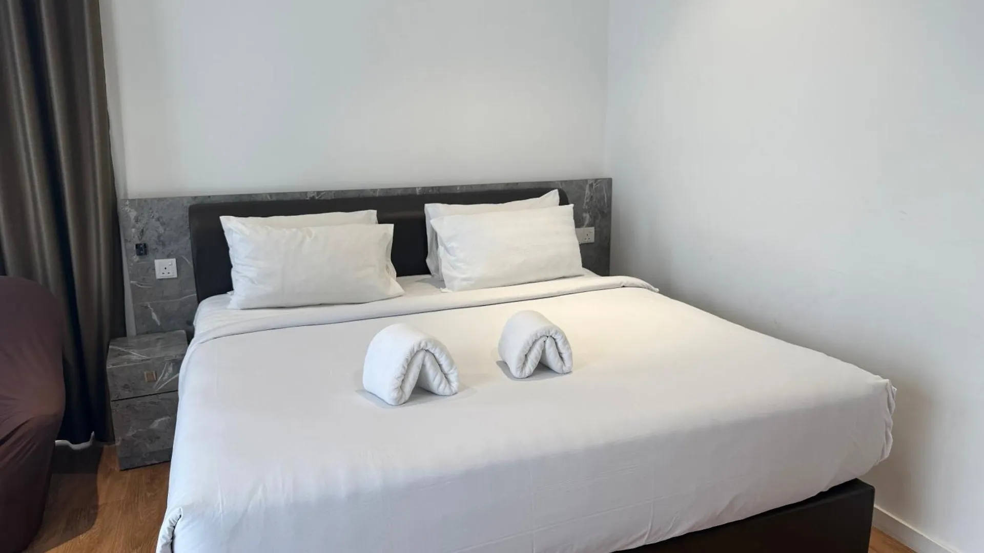 Quill Residences Suites Klcc City View Kuala Lumpur Apartment