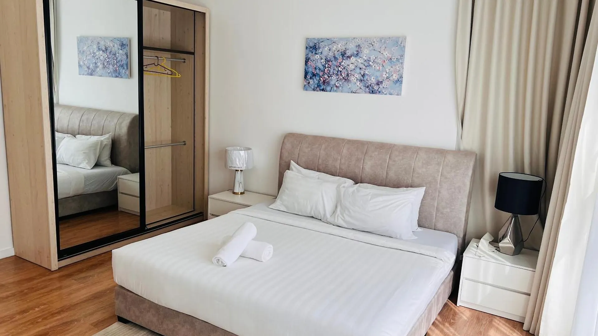 Quill Residences Suites Klcc City View Kuala Lumpur Apartment